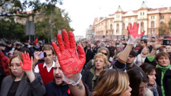 Нови-Сад охвачен протестами против коррупции властей